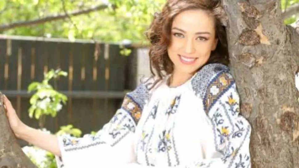 Olivia Moisescu (Steer)