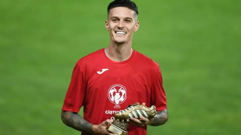 Transferul lui Man a ocupat prima pagină în ziarul din Parma! ,,Iată-l pe Dennis, cu goluri şi assisturi în bagaje”