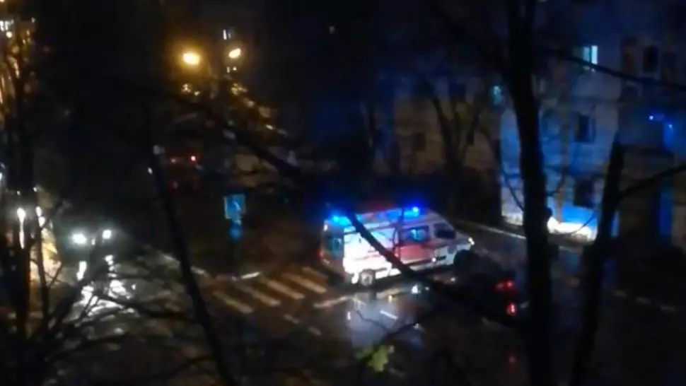VIDEO Adolescent lovit pe o trecere de pietoni din Botoșani. Șoferul nu l-a văzut