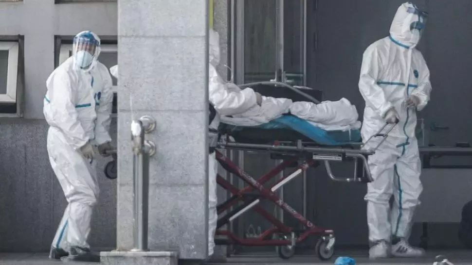 Un medic în vârstă de 34 ani, infectat cu SARS-CoV-2 a murit de Anul Nou