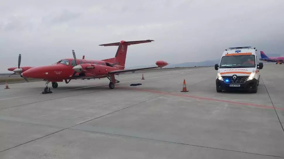 Avionul SMURD care urma să facă transportul în Belgia s-a depresurizat după decolare