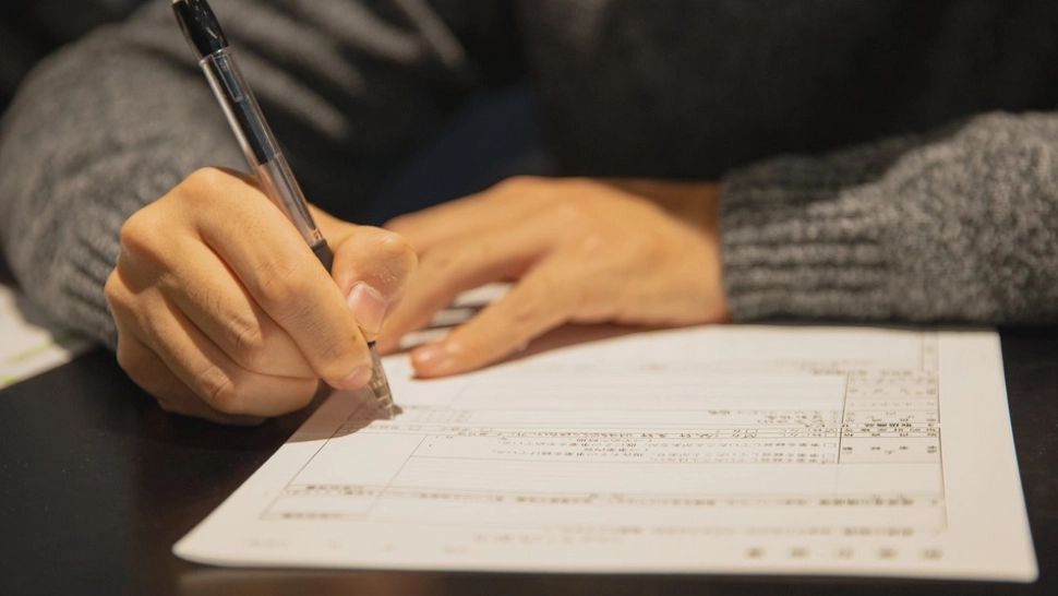 Autopsier, lăsat fără certificatul de revoluționar! Bărbatul mearge în instanţă pentru a-şi face dreptate