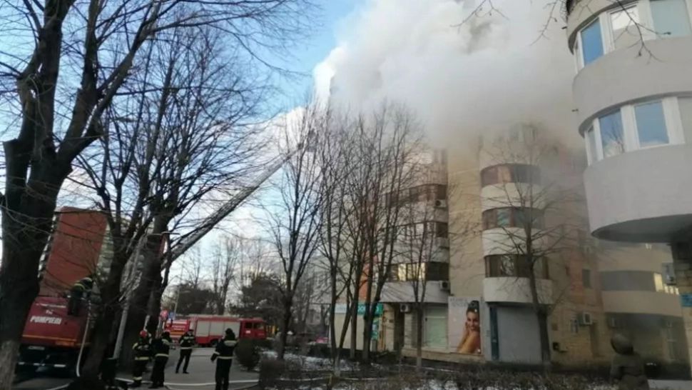 Tragedia de la Constanța. CE s-a descoperit după controlul IGSU în cazul femeii care a murit după ce a sărit în gol. 7 pompieri, sancționați - DOCUMENT