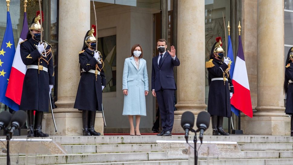 Maia Sandu, președintele Republicii Moldova, primită de Emmanuel Macron la Palatul Elysee, 4 februarie 2021 Foto: Facebook.com/MaiaSandu
