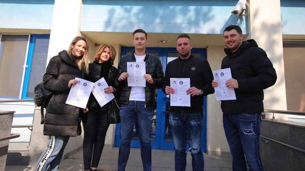 Familia vaccinată, peste rând, a lui Vasile Iliuță, președinte CJ Călărași Foto: Facebook.com