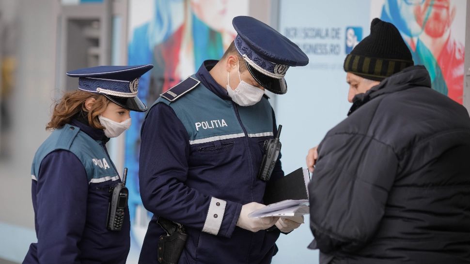 Carantina de noapte a intrat în vigoare, începând de duminică seara, de la ora 22.00 / Foto: Inquam Photos, George Călin