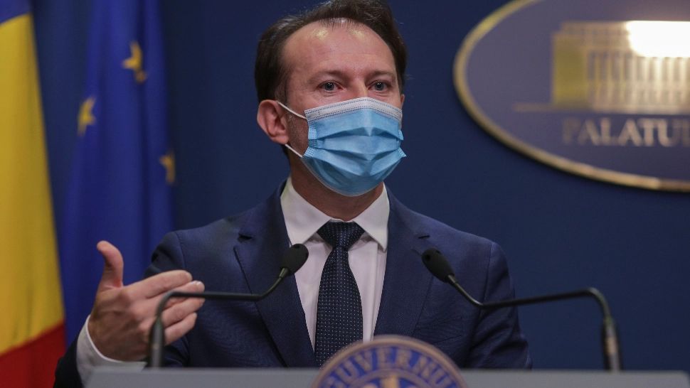 Premierul Florin Cîțu cere „controlae la sânge” după violențele de la proteste Foto: InquamPhotos/George Ganea