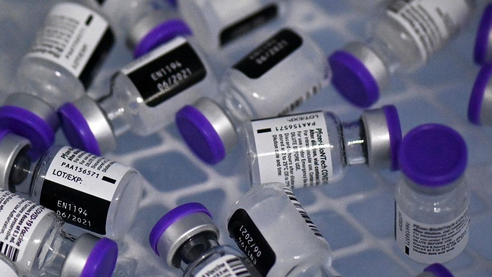 Nou studiu despre vaccinul Pfizer. Foto: Profi Media