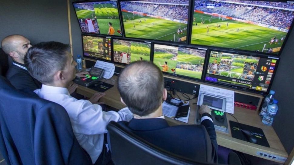 Costuri duble pentru echipele din Liga 1 dacă se va implementa sistemul VAR! ,,Oficialii cluburilor trebuie să-şi asume” 