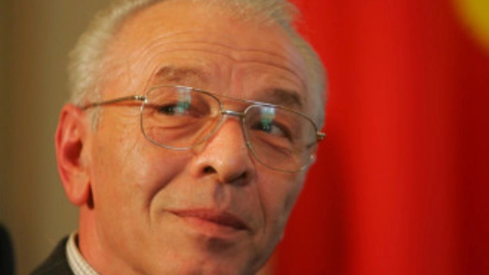 Nicolae Văcăroiu, premierul României în perioada 1992-1996