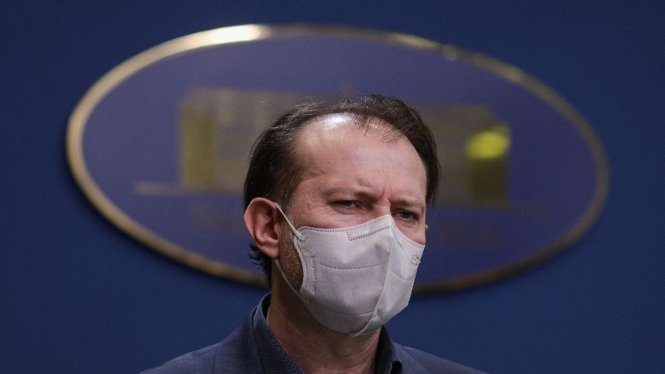 Scandal URIAȘ la sediul PNL! Se cere demisia premierului Florin Cîțu Foto: INQUAM