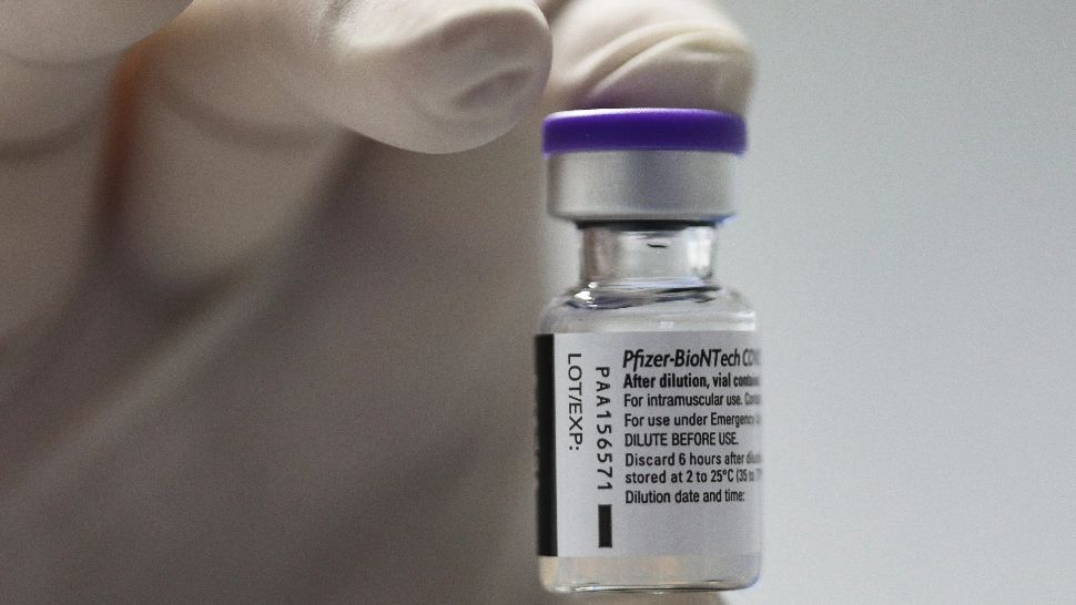 Pfizer anunță a treia doză de vaccin împotriva noilor variante de coronavirus - CÂT de repede va fi primită de cei deja imunizați