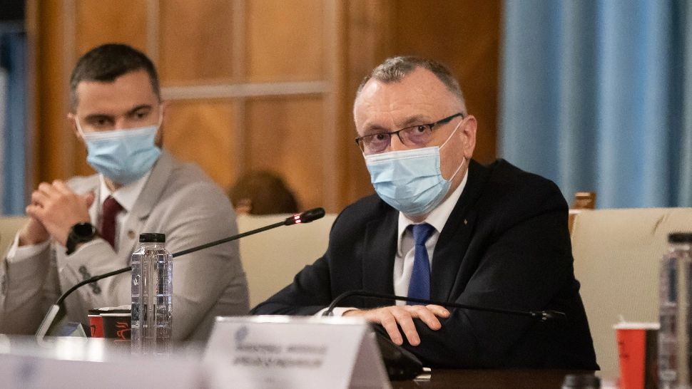 Ministrul Educației - Sorin Câmpeanu