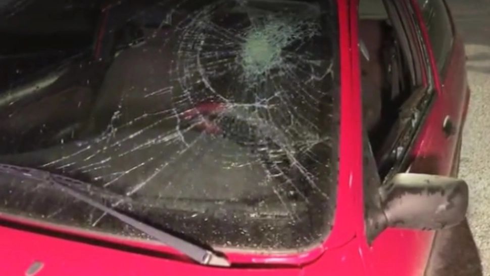 Poliţiştii sunt în alertă, după ce un autoturism a fost distrus în centrul Craiovei