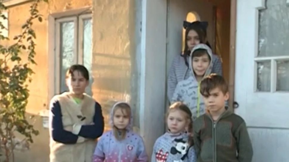Realitatea de lângă tine. 5 copii superbi care rabdă de foame, dar au vise mari, în familia Poșircă, greu încercată