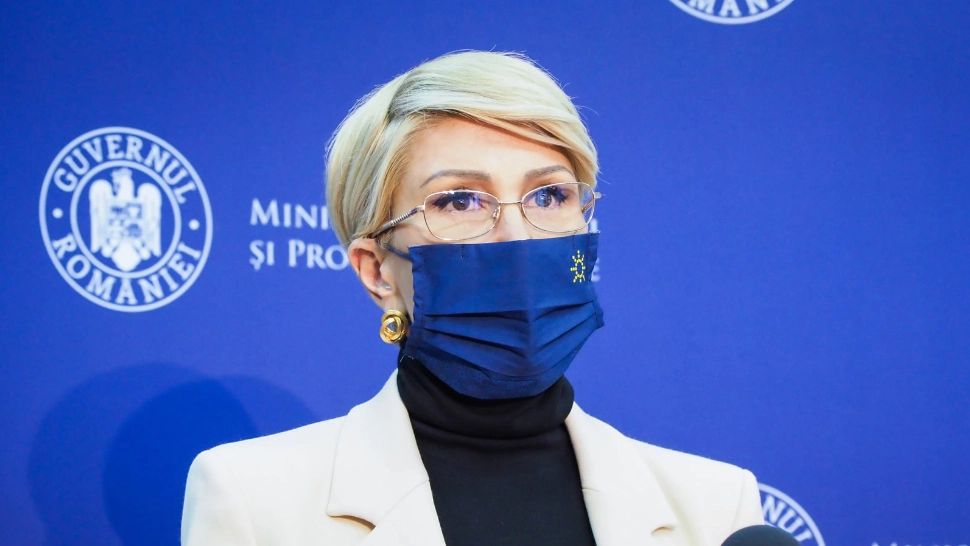 Ministrul Muncii - Raluca Turcan