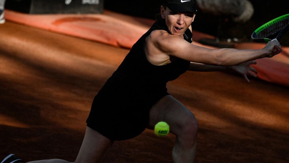 Simona Halep s-a accidentat și a abandonat în meciul cu Angelique Kerber, în turul 2 al turneului de la Roma