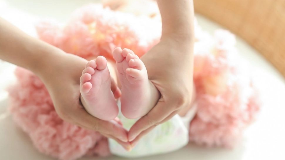 STUDIU - Infectarea cu noul coronavirus a femeilor însărcinate CREȘTE riscul de naștere prematură și DECES al copilului