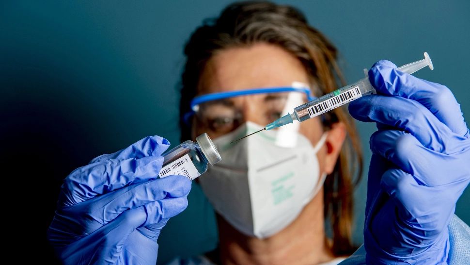 Maratonul vaccinării se va desfăşura la Sala Palatului şi la Biblioteca Naţională din Bucureşti / Foto: Profi Media