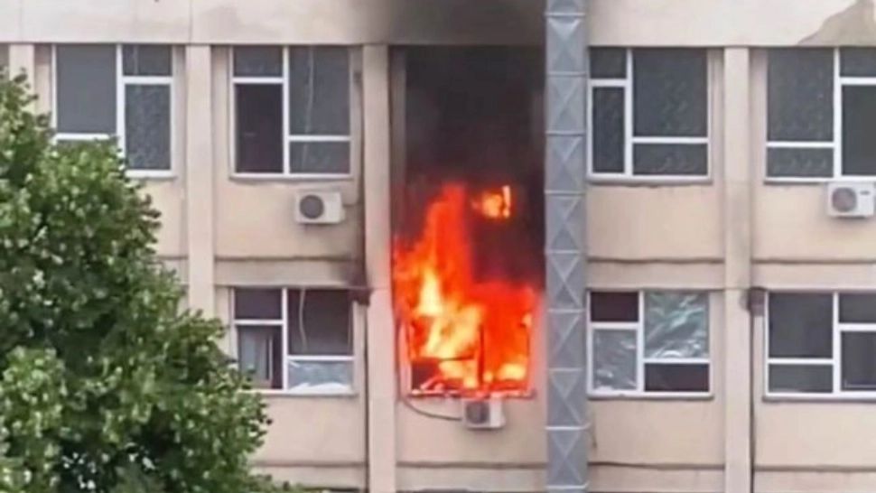 Incendiu la etajul 2 al Spitalului de copii "Sf. Maria" din Iași