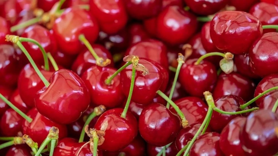 Cireșele sunt fructe foarte sărace în calorii