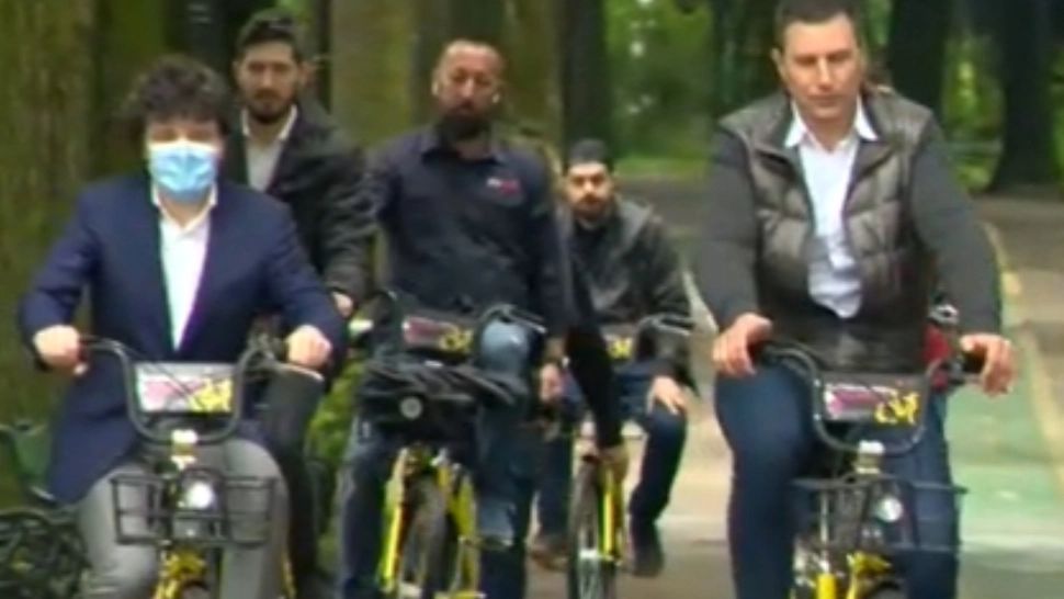 Nicușor Dan: Mi-e frică să merg cu bicicleta în București Foto: captură Video Facebook