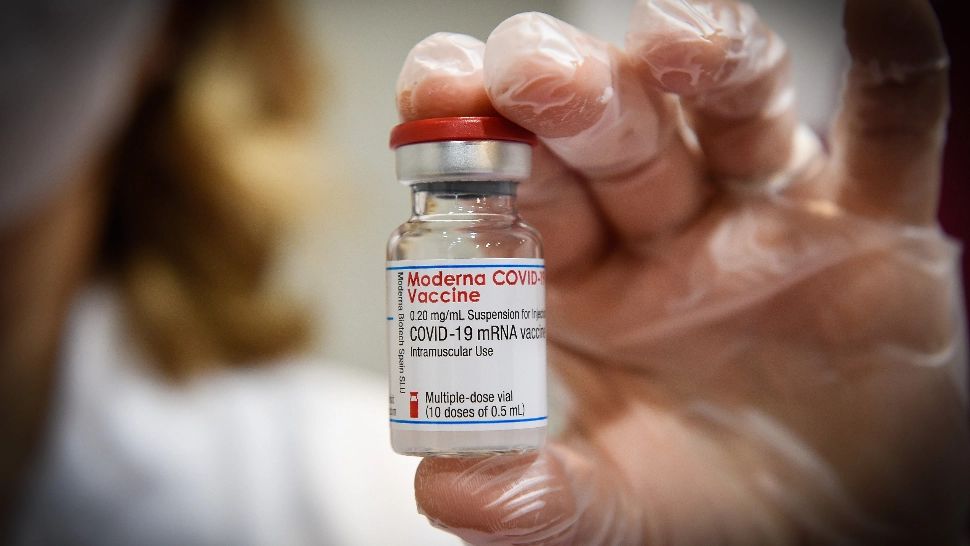 O nouă tranșă de vaccin anti-COVID-19 - în România. UNDE sunt distribuite dozele de la Moderna Foto: Profi Media