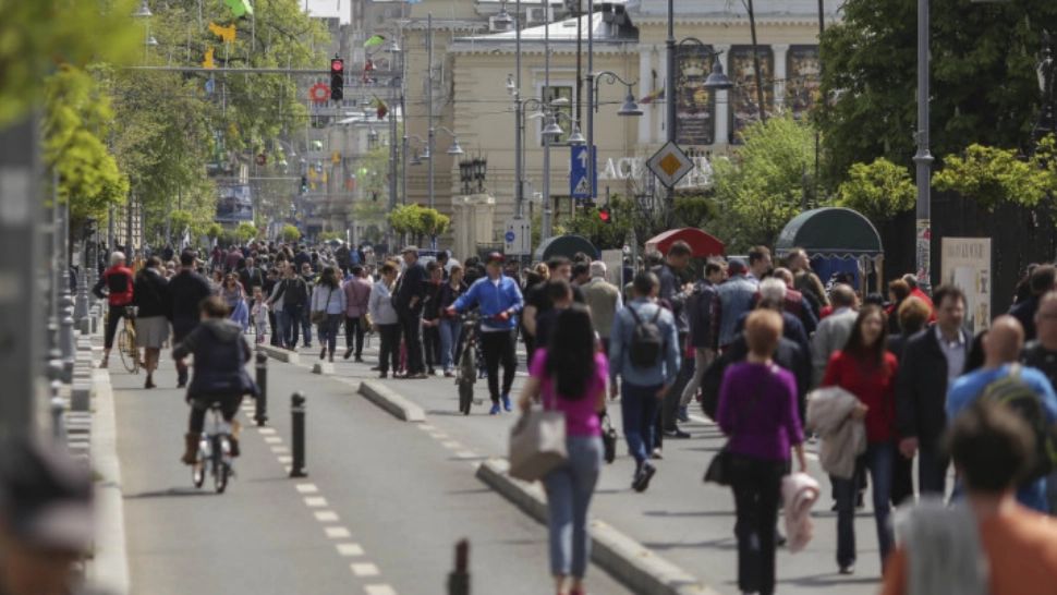 Centrul Bucureștiului - INTERZIS pentru mașini! Harta zonelor pietonale și rutele alternative Foto: INQUAM/Octav Ganea
