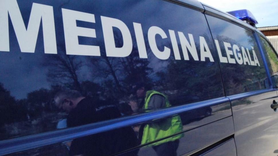 Echipă de medicină legală 
