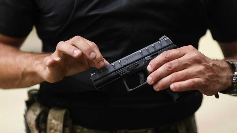 Agresorul a tras de 4 ori asupra partenerului de afaceri / Foto: arhivă Inquam Photos