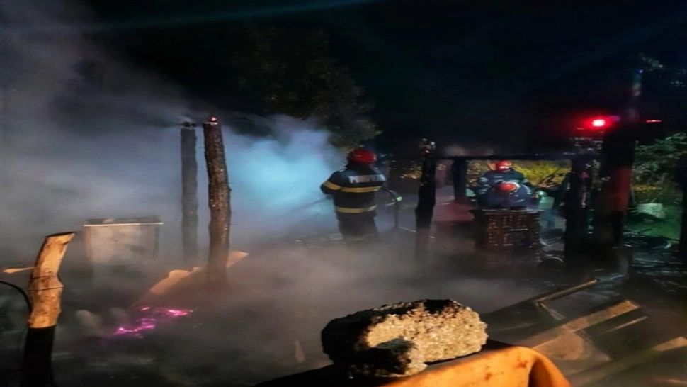 Incendiu violent, în Băneasa