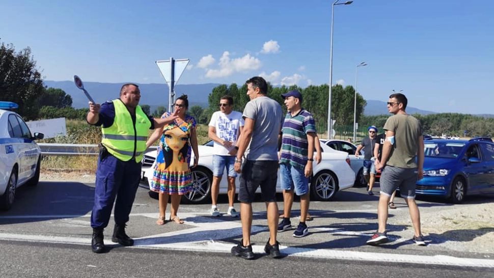 Coadă mașini Vama Ruse / Foto: Facebook