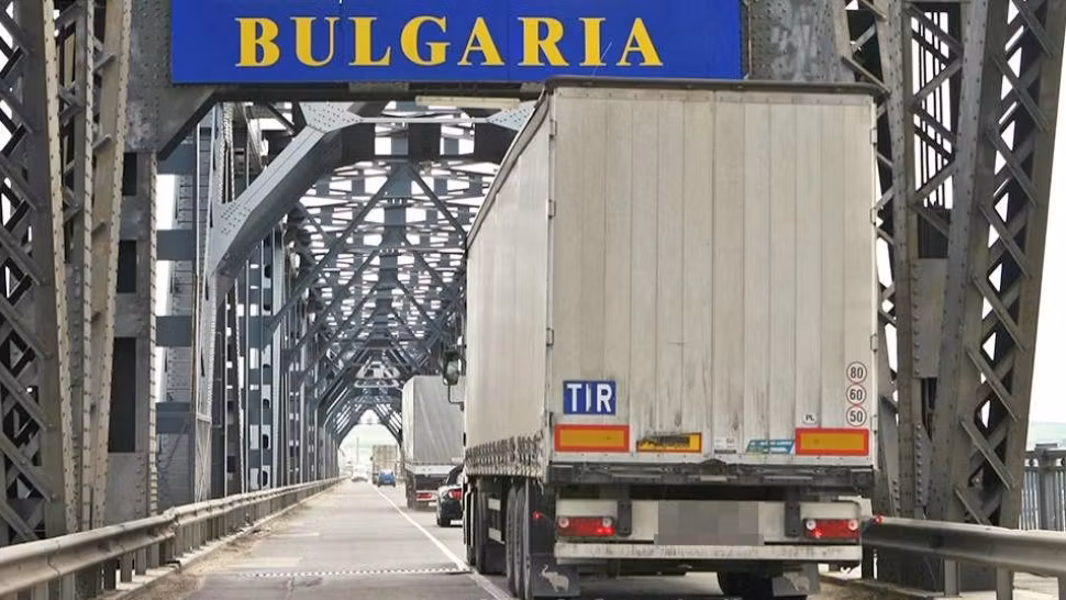 Noi REGULI la trecerea frontierei cu Bulgaria aplicate din 1 septembrie - CINE scapă de carantină