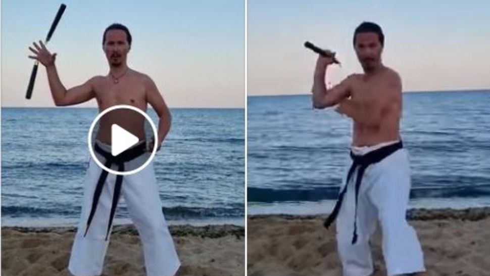 Judecătorul Dănileț în rolul lui Bruce Lee. Demonstrație de arte marțiale la malul mării. Captură video