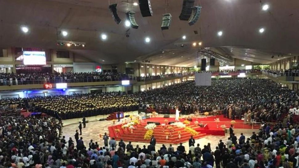 Cum arată cea mai mare biserică din lume, în care intră 1 milion de creștini Foto: DW.com