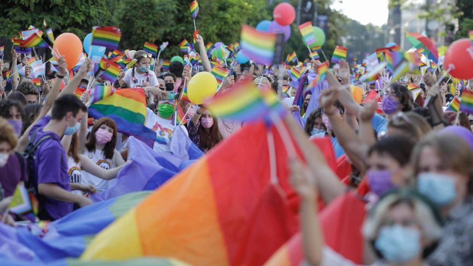 Marșul Bucharest Pride a scos în stradă mii de oameni Foto:INQUAM/George Călin
