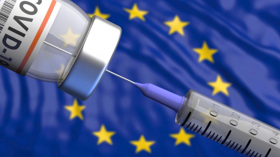 A treia doză de vaccin anti-Covid, recomandată de EMA