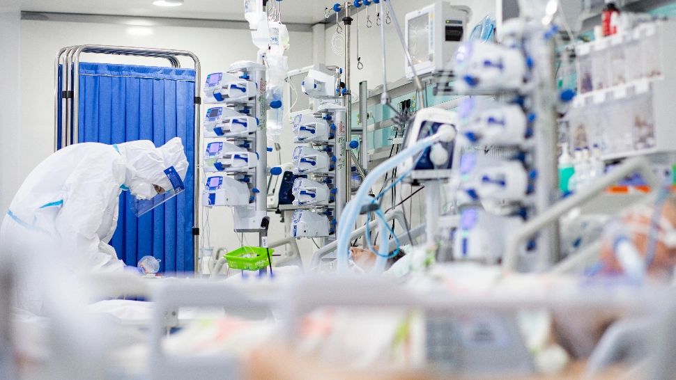 România, sub valul 4 Covid: în cât timp se va ajunge la sufocarea sistemului de terapie intensivă / Foto: Inquam Photos