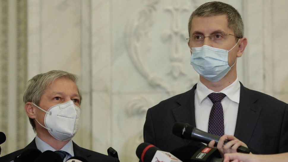 Dacian Cioloș și Dan Barna, USR-PLUS Foto: INQUAM/George Călin