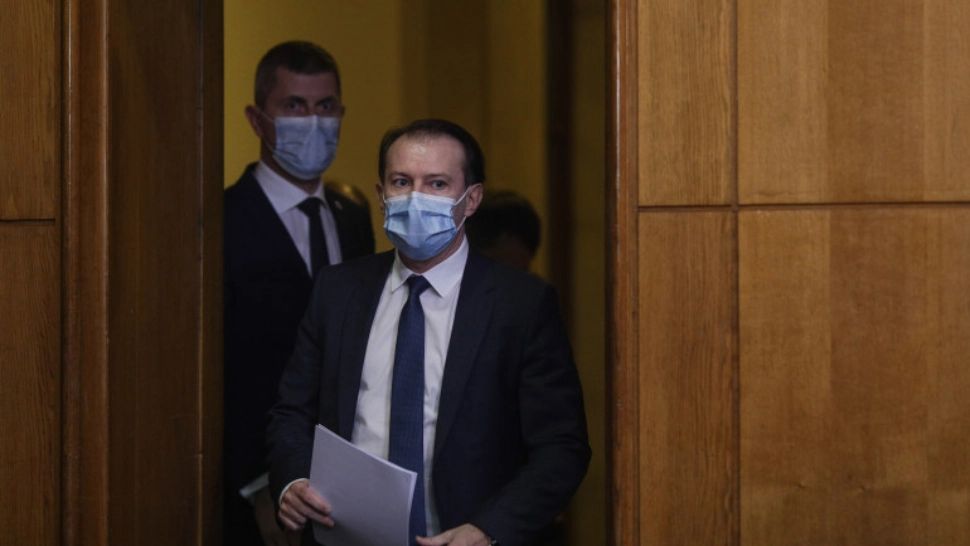 Florin Cîțu și Dan Barna Foto: INQUAM/Octav Ganea