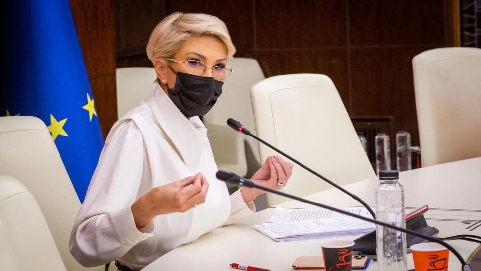 Sursa foto: Facebook Raluca Turcan