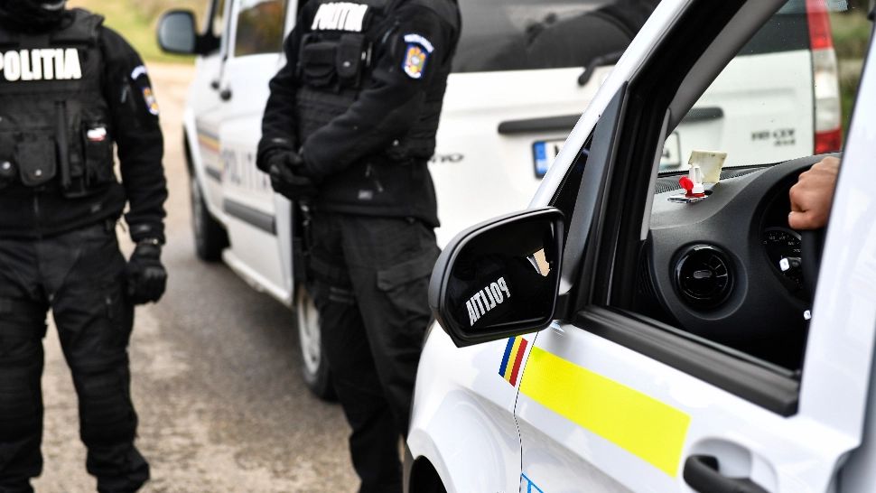 Percheziții de amploare - falsuri cu certificate Covid / Foto: Inquam