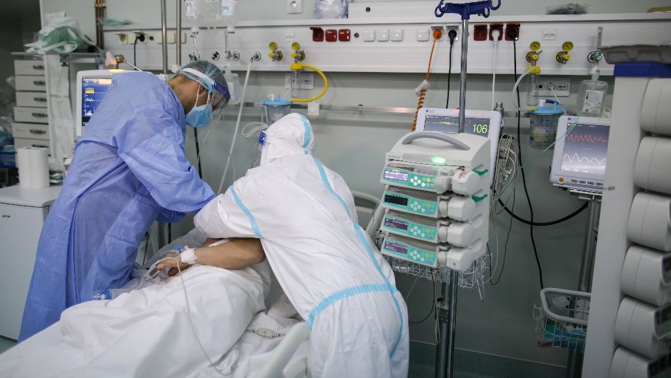 Cine decontează spitalizarea bolnavilor de Covid FĂRĂ asigurare medicală / Foto: Inquam 
