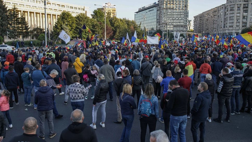 Protest anti-restricții București Foto: INQUAM/Octav Ganea
