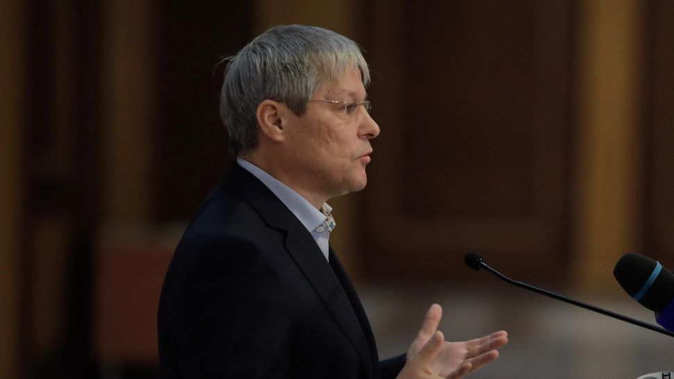 Dacian Cioloș  Foto: INQUAM/George Călin