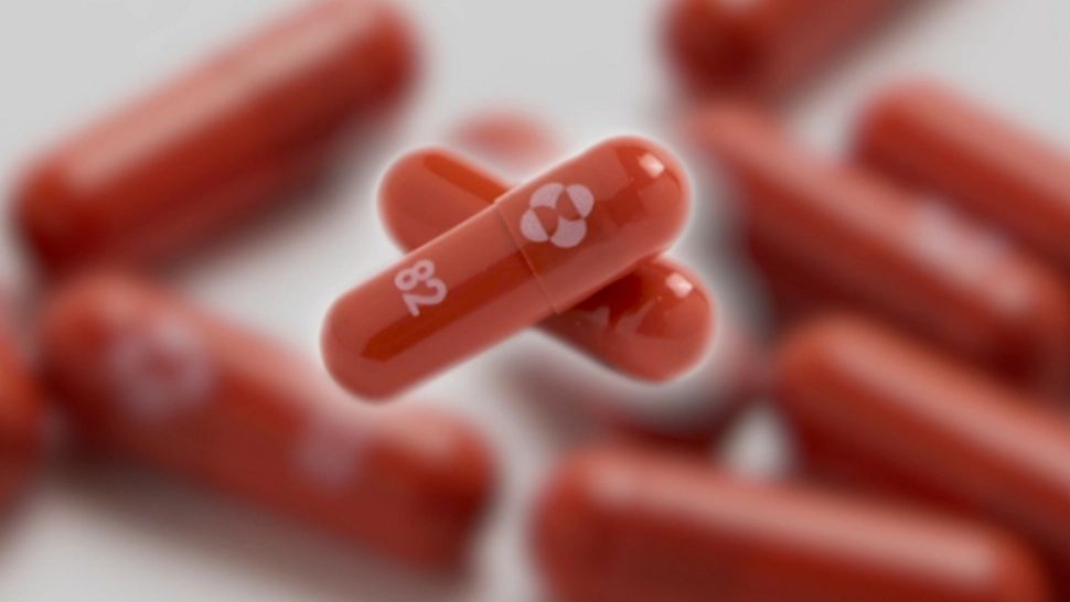 Anunț CRUCIAL al EMA pentru evoluția pandemiei - Ce se întâmplă cu primele pastile anti-COVID-19