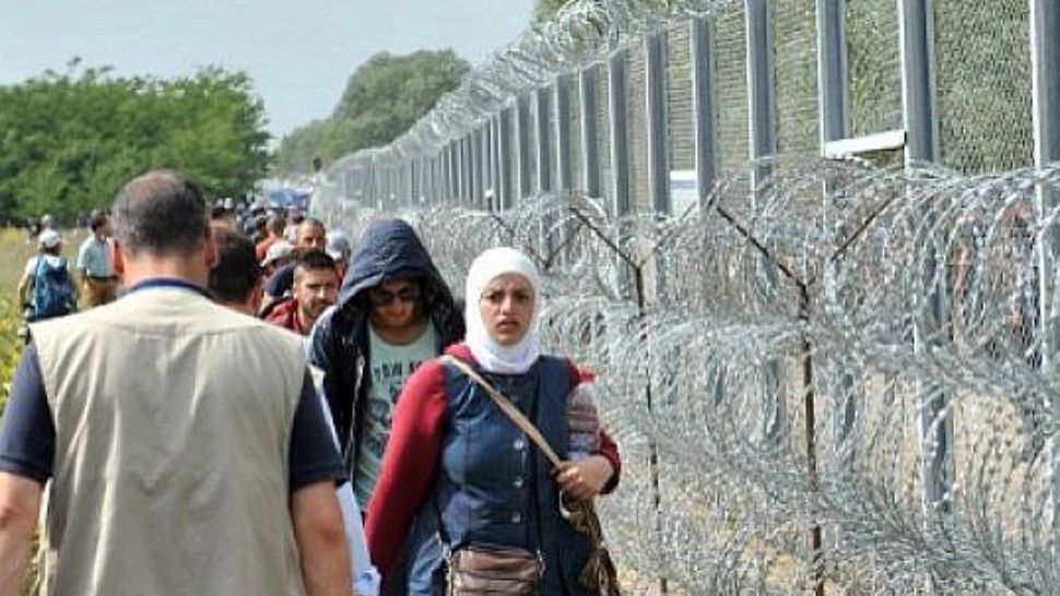 Mii de migranți sunt la granița dintre Polonia si Belarus FOTO: Profimedia