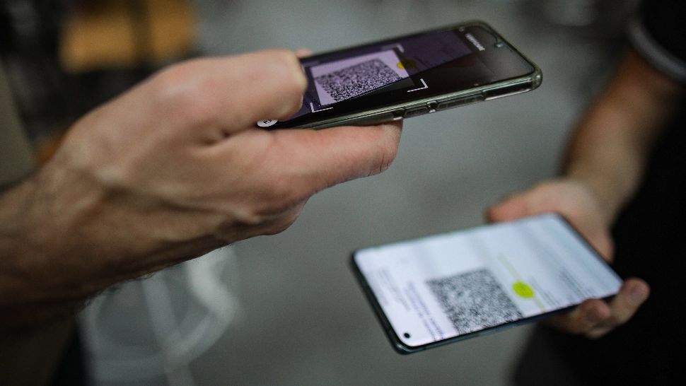 Cum va funcționa certificatul COVID-19 la locul de muncă Foto: INQUAM/Octav Ganea