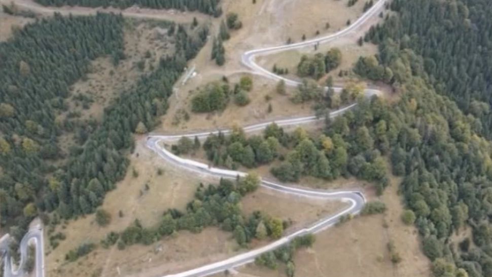 Șoseaua din masivul Parâng, jud. Hunedoara