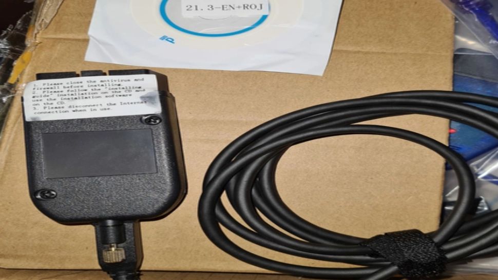 Accesorii auto descoperite în portul Constanta 